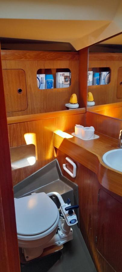 Bed And Boat Holiday Hotel La Spezia Ngoại thất bức ảnh