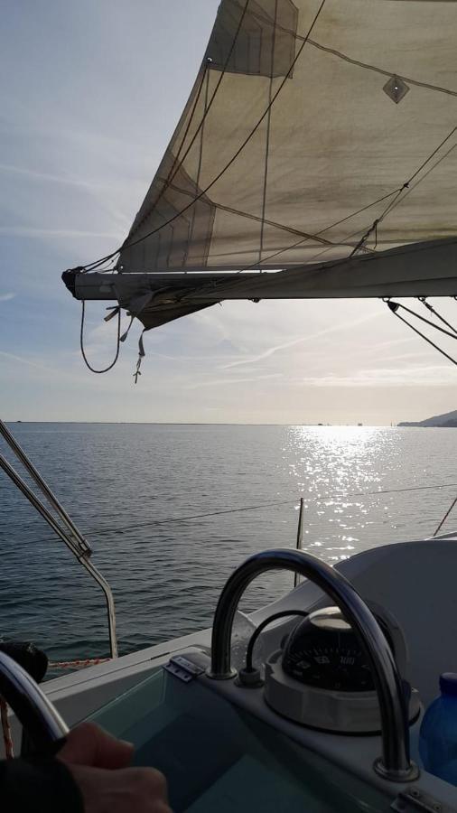Bed And Boat Holiday Hotel La Spezia Ngoại thất bức ảnh